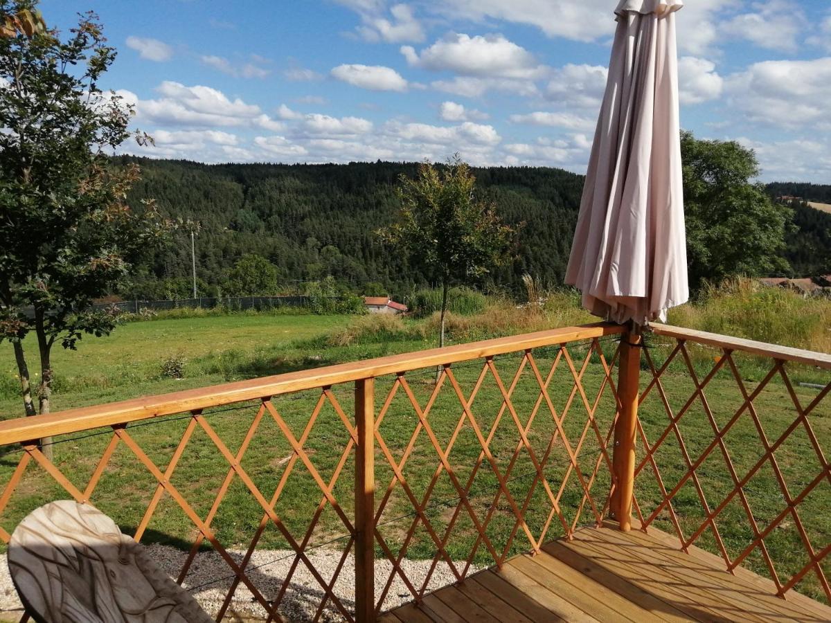 Le Chalet Des Etoiles Champagnac-le-Vieux Kültér fotó