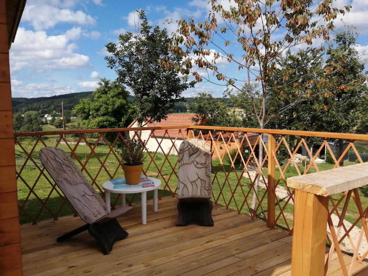 Le Chalet Des Etoiles Champagnac-le-Vieux Kültér fotó